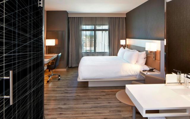 AC Hotel by Marriott Seattle Bellevue/Downtown