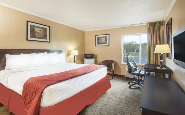 Red Roof Inn Ashtabula - Austinburg