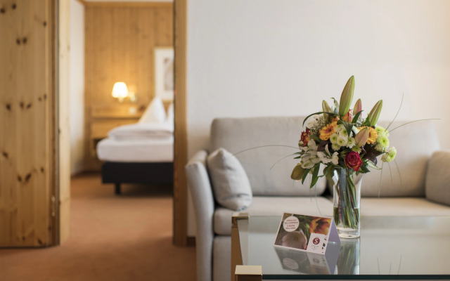 Mountain Plaza Hotel