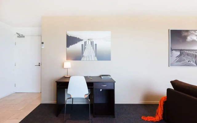 RIVER, 1BDR Melbourne Apartment