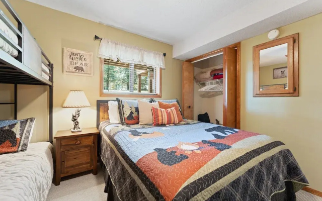 Ne16-2 Sleepy Bear Camp 2 Bedroom Condo