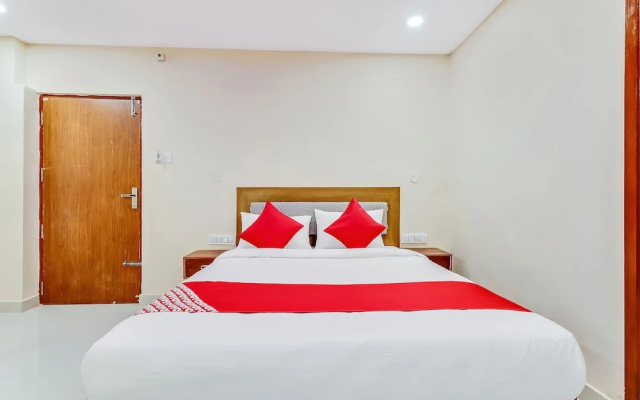 Capital O 49646 Hotel Champion Paradise