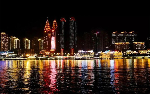 Dingyiju Art Hotel Chongqing Qibo Center
