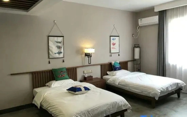 Dongxing Jinghui Hotel