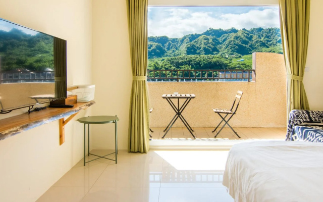 Cozy Green Guest House