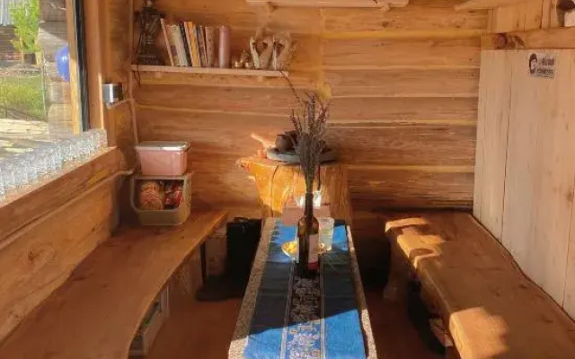 Hemu Dome Inn
