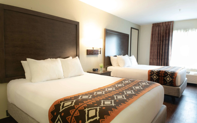 Oxford Suites Pendleton