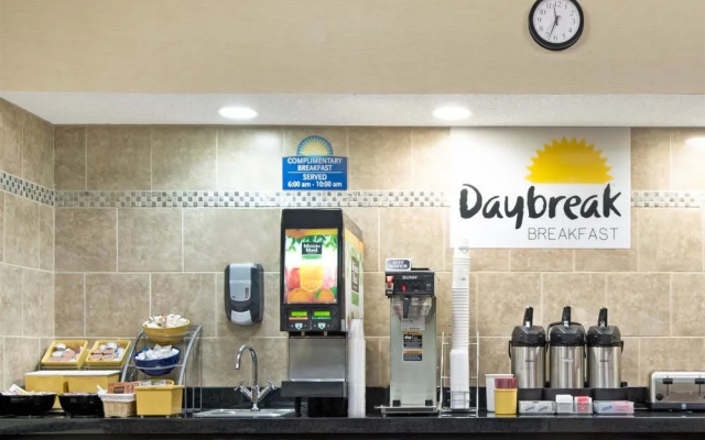 Days Inn Collinsville