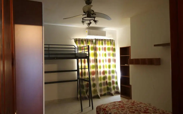 Seaview 2 Bedroom Apartment in Qawra