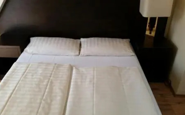 Hotel Ariana