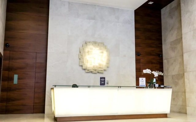 Nasma Luxury Stays - Standpoint Tower A