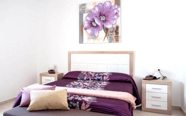 House with 3 Bedrooms in Tías, with Wifi