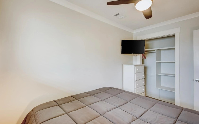 Sea Cabin 121-B