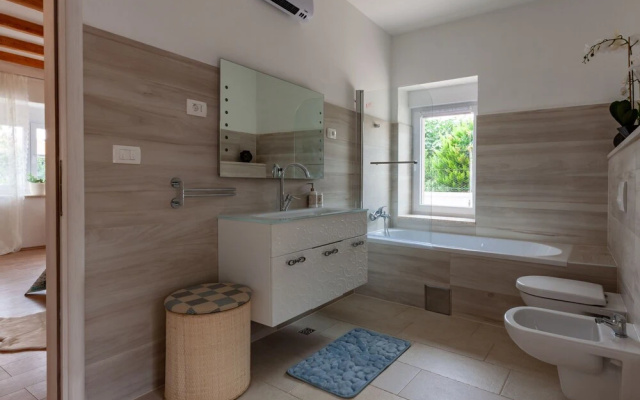 Five bedroom villa Emily with pool