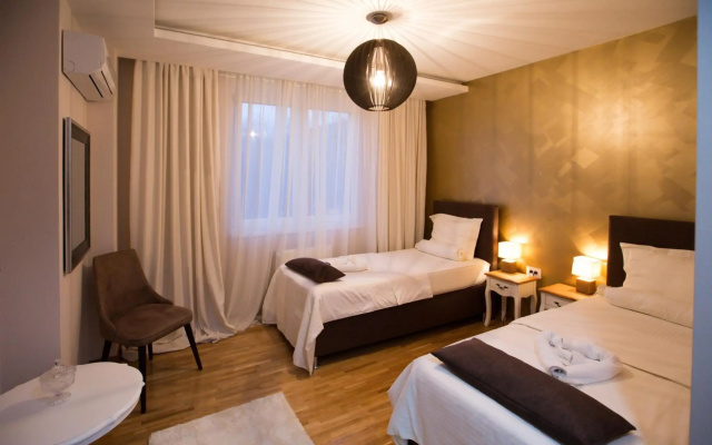 Apartment Exclusive and Studio