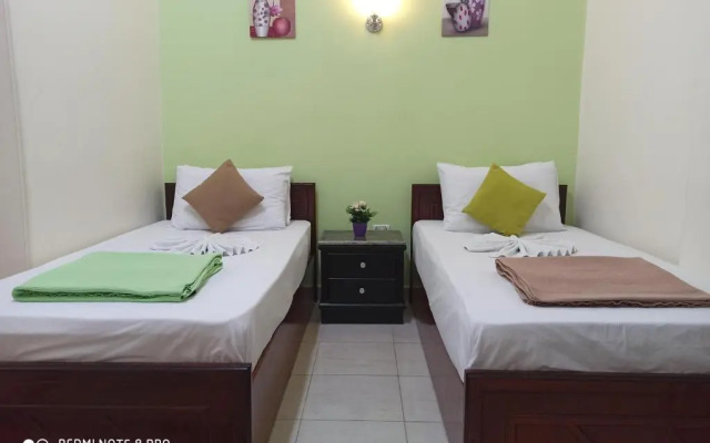 Golden Star Hotel