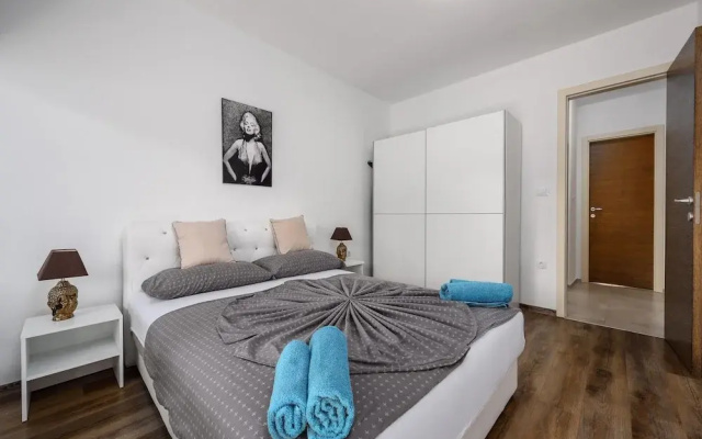 Apartment in Kukci Near Spadici Beach