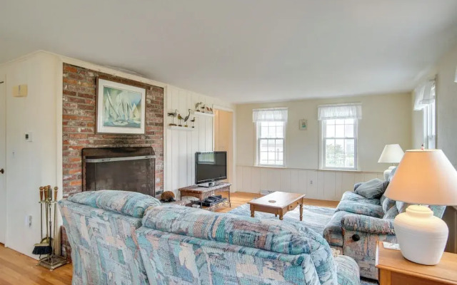 Walk to Beach: Chatham Gem w/ Ocean-view Sunroom!