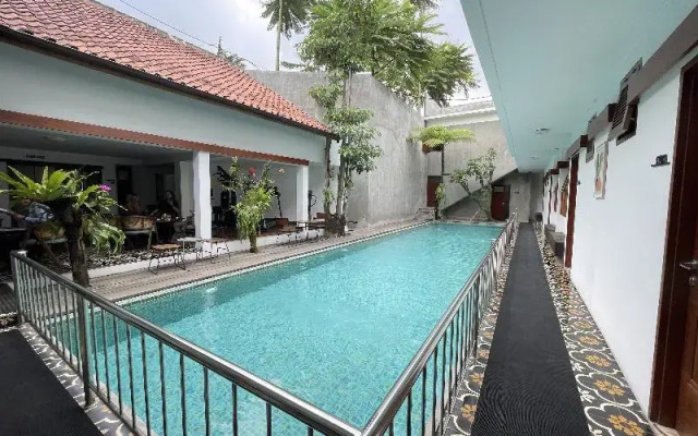 Emaki Bumi Singgah