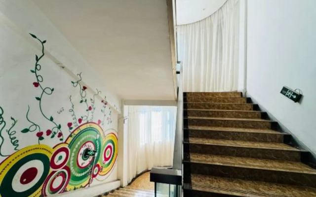 Hebi Diamond Fashion Hotel (Changfeng Road Dwang Square Branch)