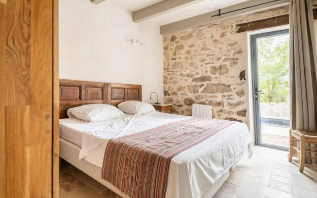 Charming villa in the countryside with swimmingpool