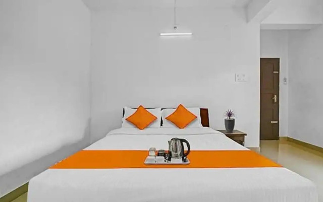 FabHotel Lime Light