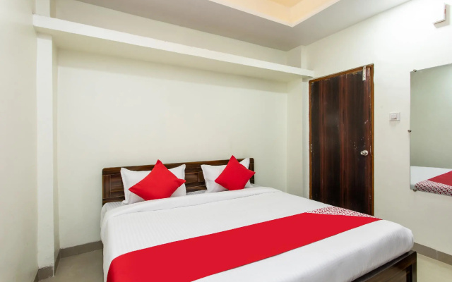OYO 26904 Hotel Manjulam Regency