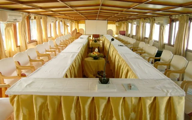 Pulickattil Houseboats
