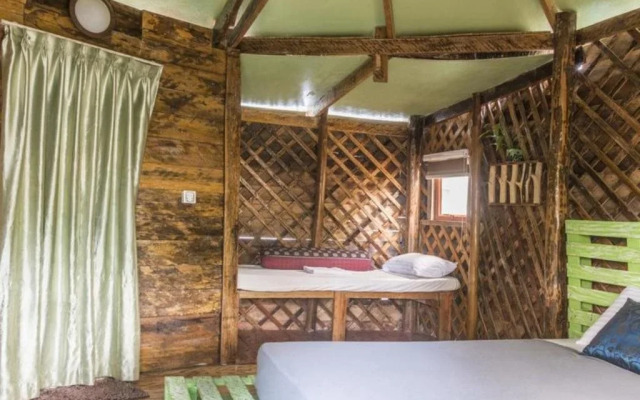Cubby House Private Eco Resort