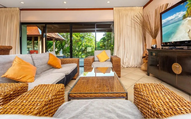Villa Toba by Tropiclook