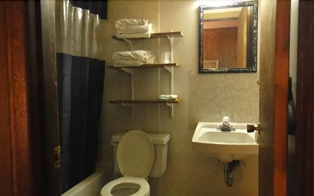 Old Country Motel