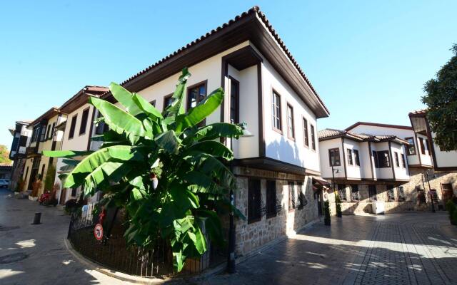 The Suite Apart Hotel Kaleiçi Турция, Анталья - отзывы, цены и фото номеров - забронировать отель The Suite Apart Hotel Kaleiçi онлайн вид на фасад