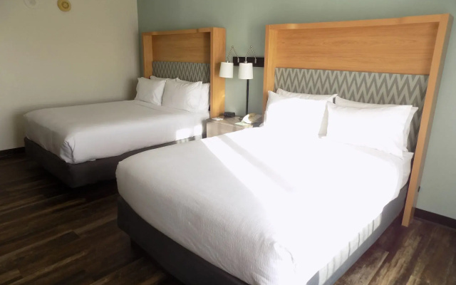 Holiday Inn Orlando International Airport by IHG