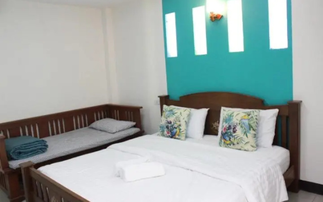 บ้านริมเนิน รีสอร์ท งาว