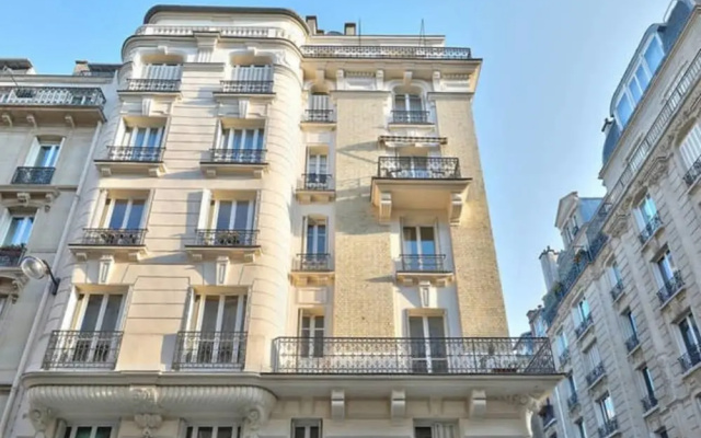 Cozy 2BR Flat in Charming Auteuil