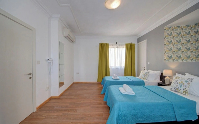 Sliema Sea View Jacuzzi Penthouse