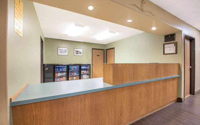 Four Seasons Inn