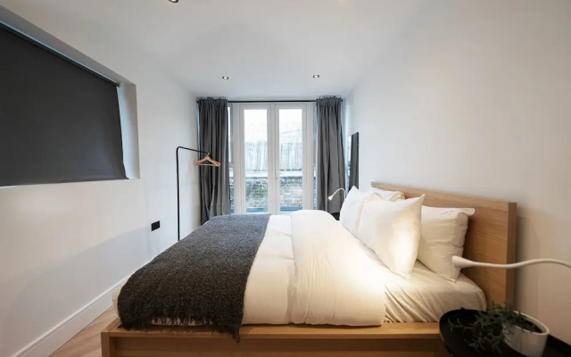 The Battersea Place - Charming 4bdr Flat
