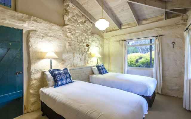 Tarascon Ridge Estate