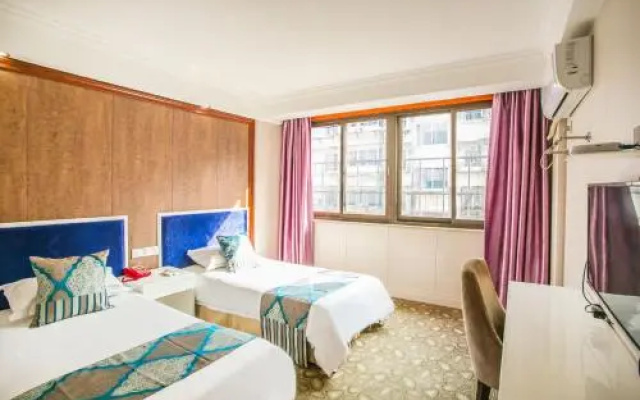 Shaoxing Anhui Hotel (Luxun Hometown Store)