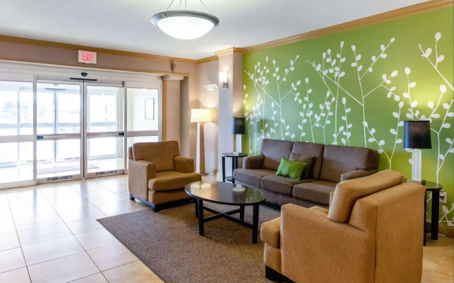 Sleep Inn & Suites Near Fort Cavazos