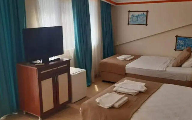 Dut House Selimiye
