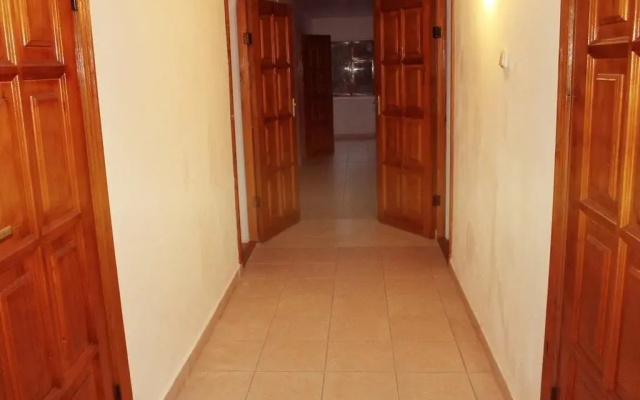 Arian Guest House
