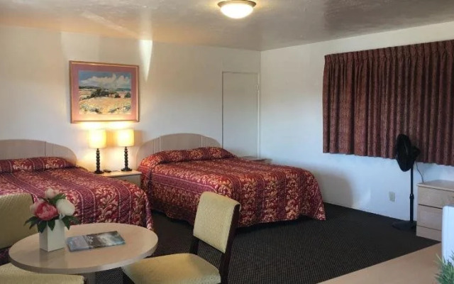 Old Marina Inn
