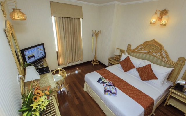 Green Plaza Hotel