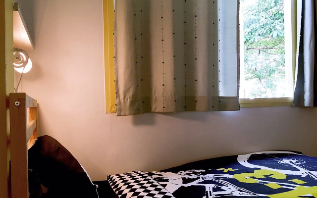 Hush Hush Cabiner Hostel