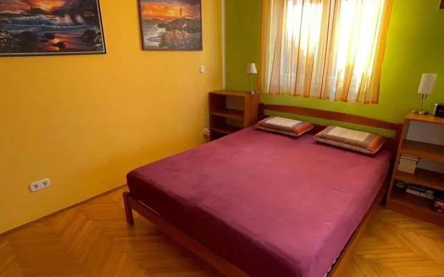 Classic and Modern Umag Apartment With Terrace and BBQ