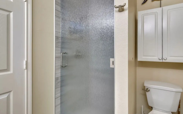 Barefoot Pelican by Ryson Vacation Rentals