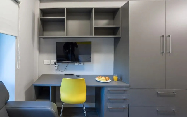 Luxury Rooms & Studios in Newcastle