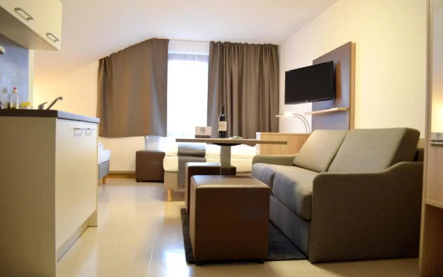 Hana Aparthotel